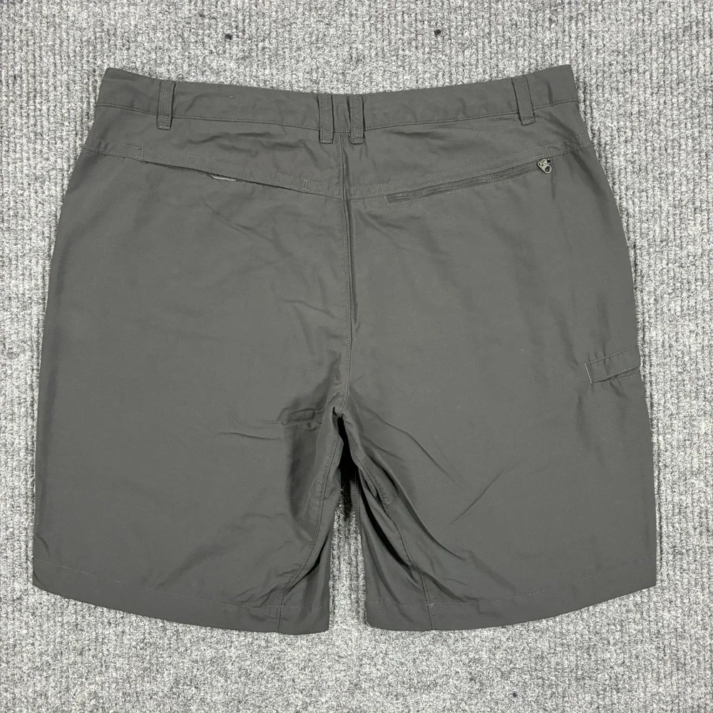 The North Face Shorts Mens Size 38 Gray Hiking Outdoor Trail Nylon Zip Pocket